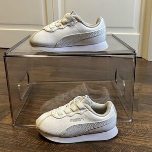 PUMA Unisex-Child Turin Sneakers Size 6C Color White